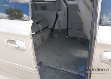 2005 Dodge Grand Caravan Sxt from USA, damaged, VIN 2D4GP44L85R596416